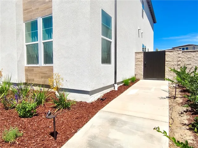 130 Ashpark, Lake Forest, California 92630