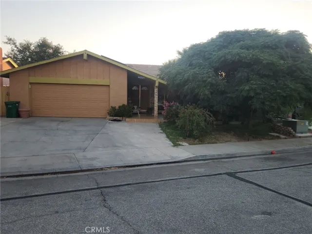 44309 Andale Avenue, Lancaster, California 93535