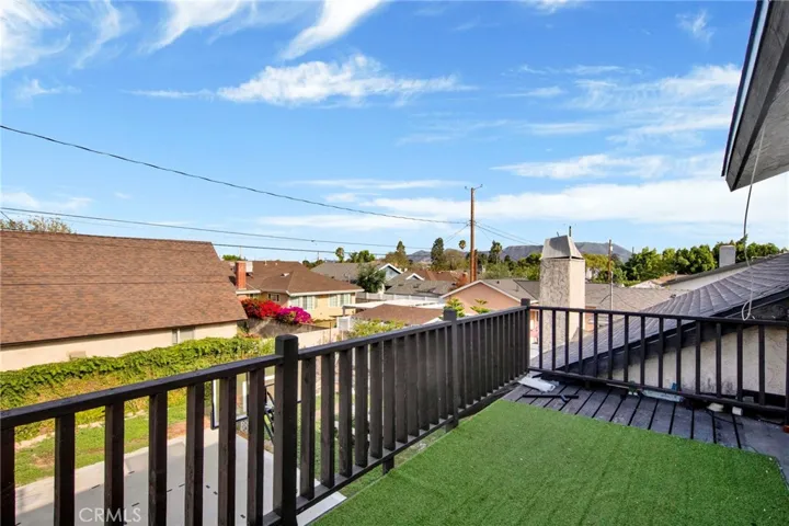 1432 N Catalina Street, Burbank, California 91505
