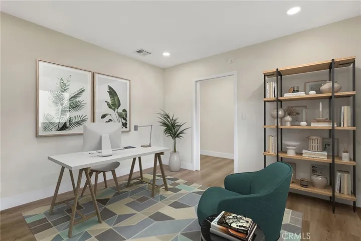 1432 N Catalina Street, Burbank, California 91505