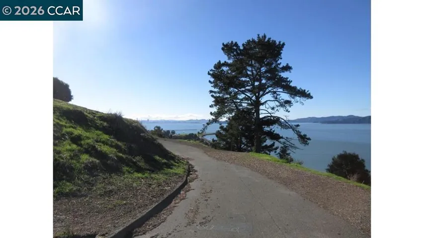 0 Crest Ave, Richmond, California 94801