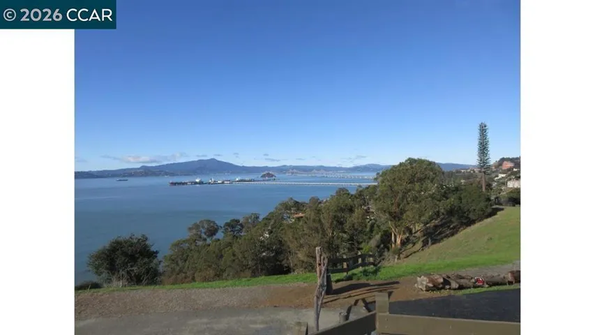 0 Crest Ave, Richmond, California 94801