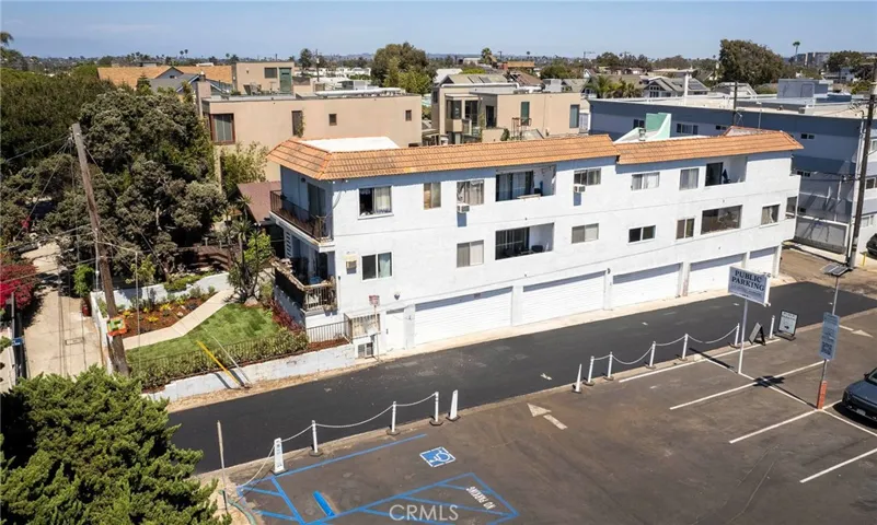 18 Sunset, Venice, California 90291