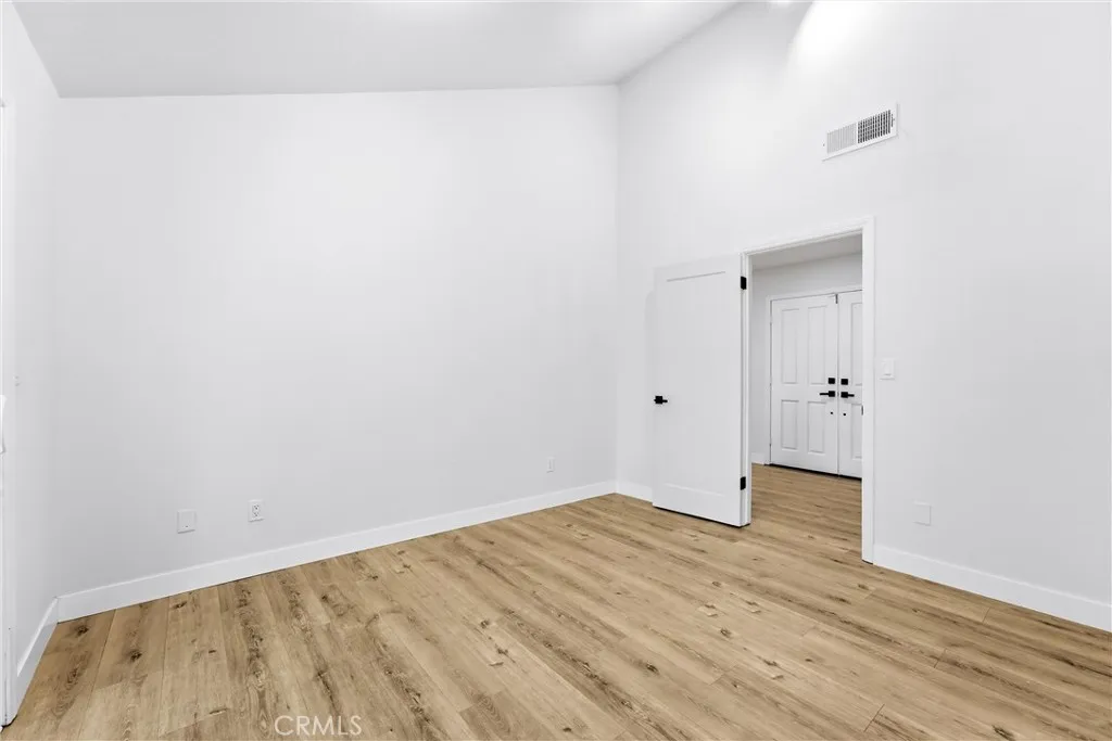 Bedroom 4: Bonus room or office
