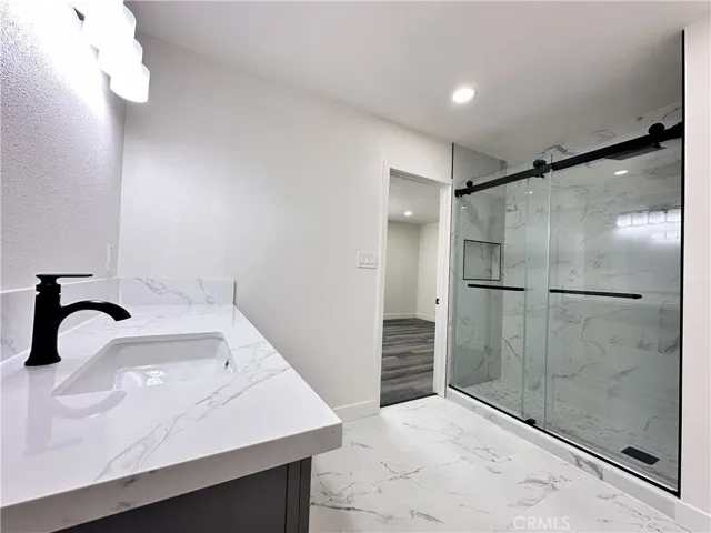 1919 Sherry Lane 46, Santa Ana, California 92705