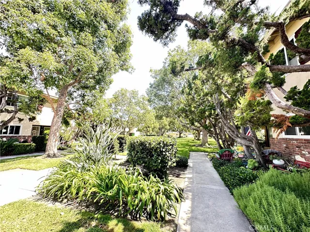 1919 Sherry Lane 46, Santa Ana, California 92705