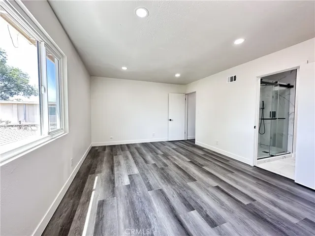 1919 Sherry Lane 46, Santa Ana, California 92705
