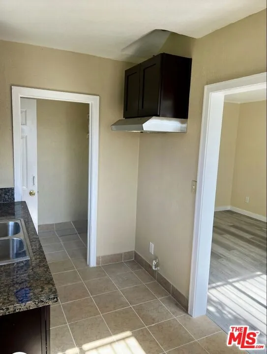 Kitchen w/Laundry area
