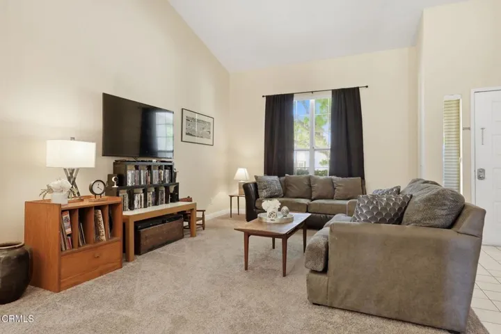 2581 Lake Dr