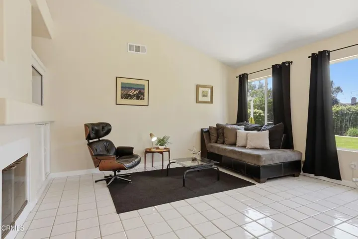2581 Lake Dr