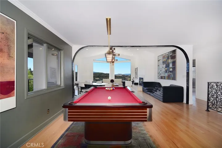 130 Dapplegray Road, Bell Canyon, California 91307