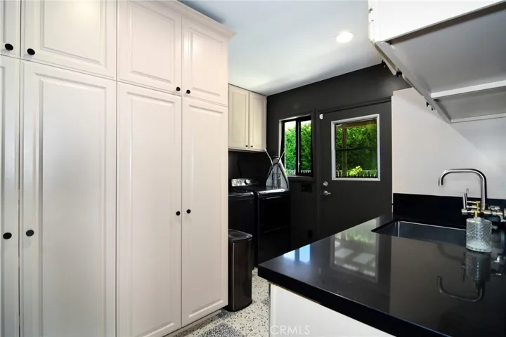 130 Dapplegray Road, Bell Canyon, California 91307