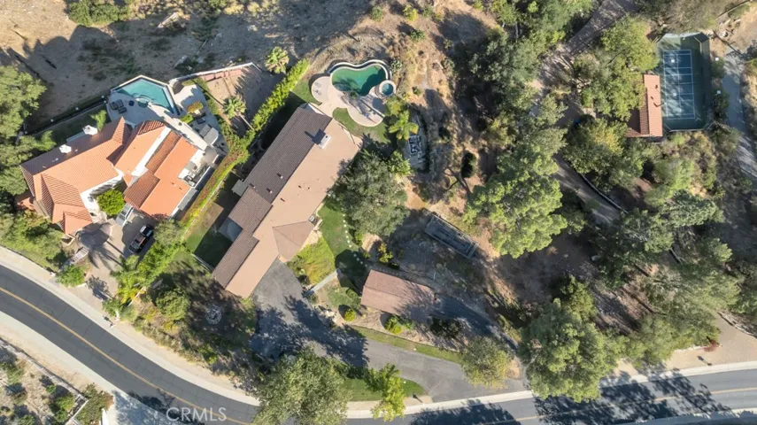 130 Dapplegray Road, Bell Canyon, California 91307