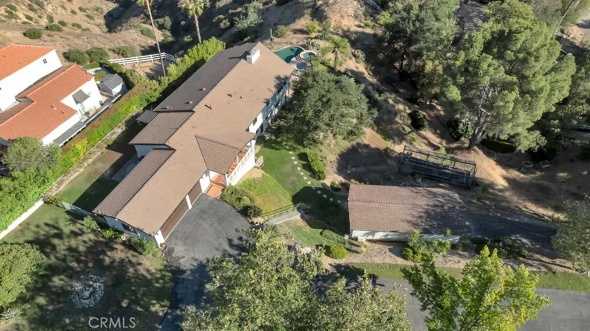 130 Dapplegray Road, Bell Canyon, California 91307
