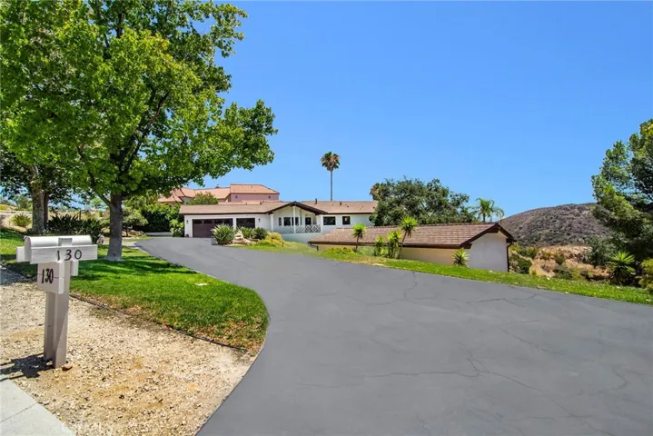 130 Dapplegray Road, Bell Canyon, California 91307