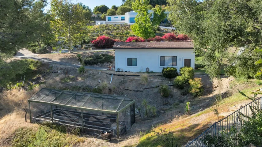Guest House
