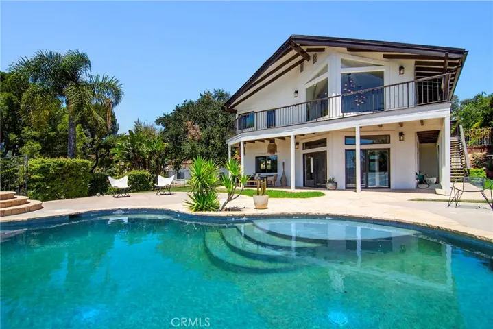 130 Dapplegray Road, Bell Canyon, California 91307