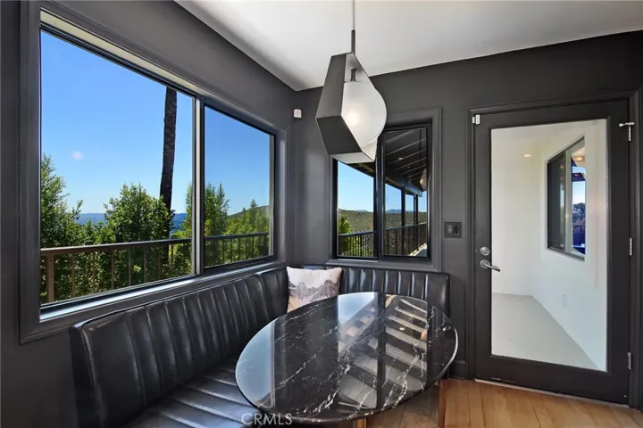 130 Dapplegray Road, Bell Canyon, California 91307