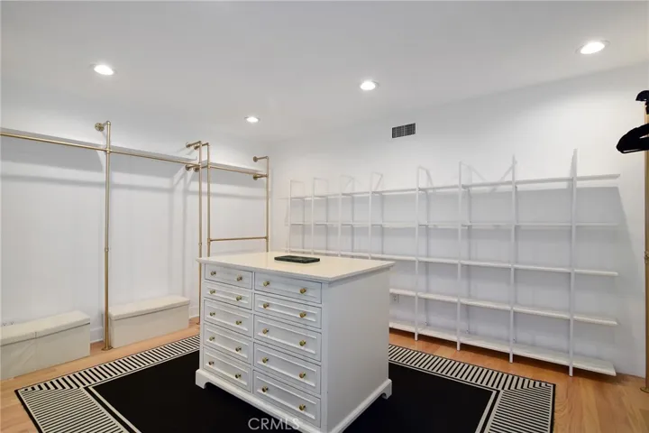 130 Dapplegray Road, Bell Canyon, California 91307