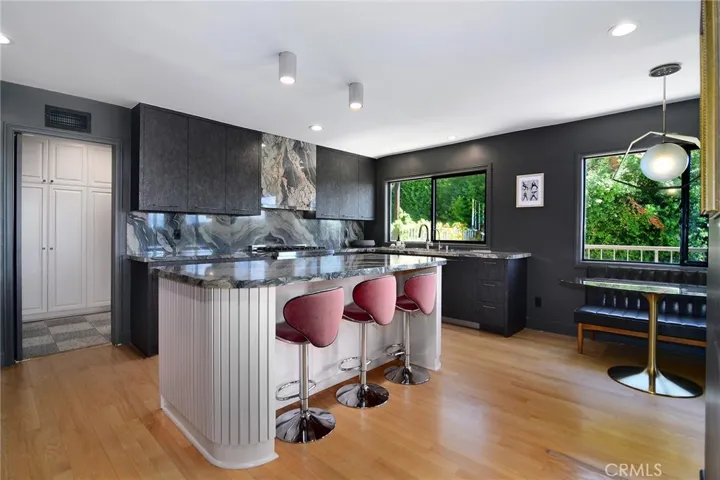130 Dapplegray Road, Bell Canyon, California 91307