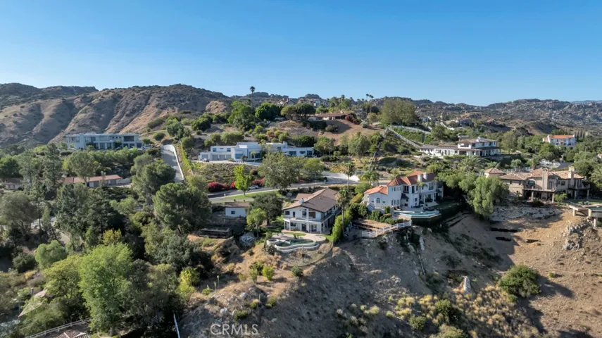 130 Dapplegray Road, Bell Canyon, California 91307