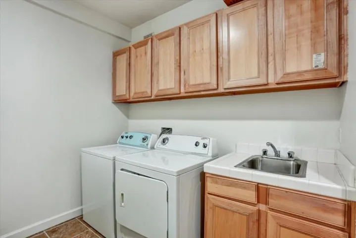 39 Bassett Street, San Jose, California 95110