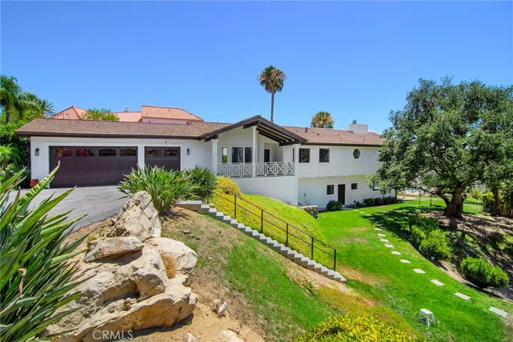 130 Dapplegray Road, Bell Canyon, California 91307