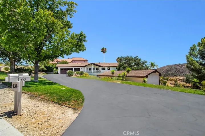 130 Dapplegray Road, Bell Canyon, California 91307