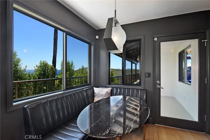 130 Dapplegray Road, Bell Canyon, California 91307