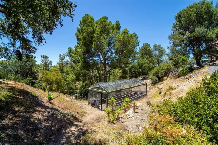 130 Dapplegray Road, Bell Canyon, California 91307