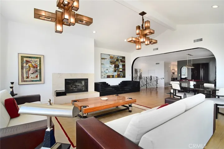 130 Dapplegray Road, Bell Canyon, California 91307