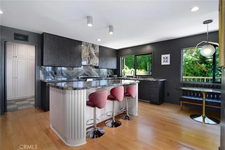 130 Dapplegray Road, Bell Canyon, California 91307