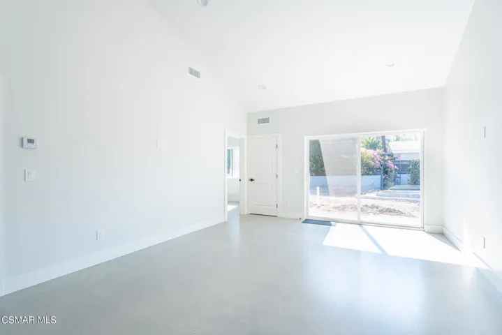 Thousand Oaks-9