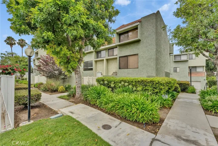 1814 Seattle Street, West Covina, California 91790