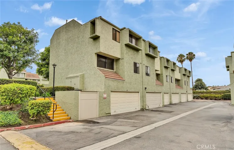 1814 Seattle Street, West Covina, California 91790