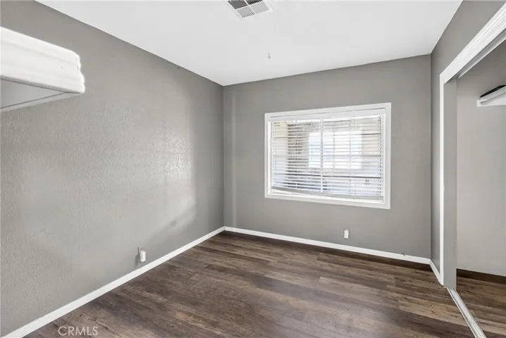 Secondary bedroom