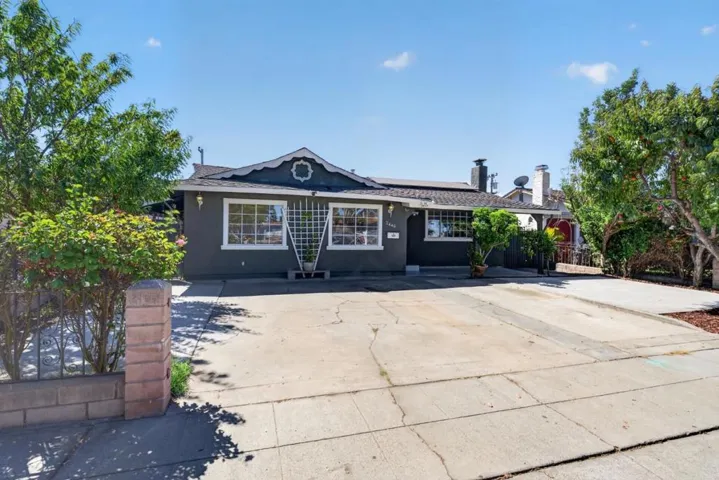 2446 Van Winkle Lane, San Jose, California 95116