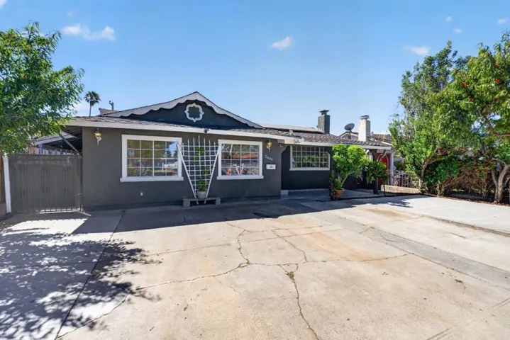2446 Van Winkle Lane, San Jose, California 95116