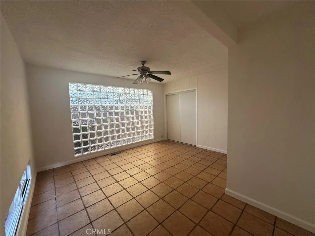 3241 Santa Ana, Huntington Park, California 90255 — photo 5