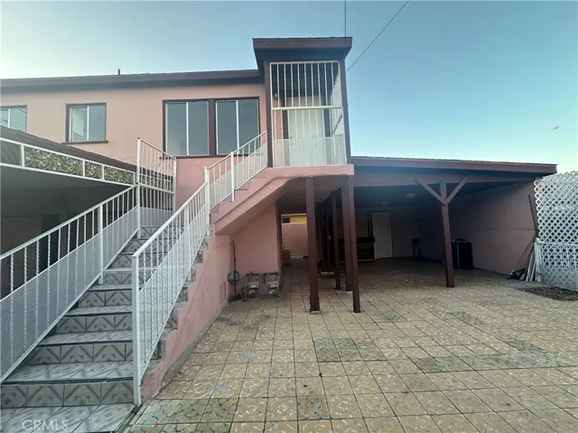 3241 Santa Ana, Huntington Park, California 90255