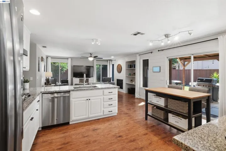 2179 Carol Ann Dr, Tracy, California 95377