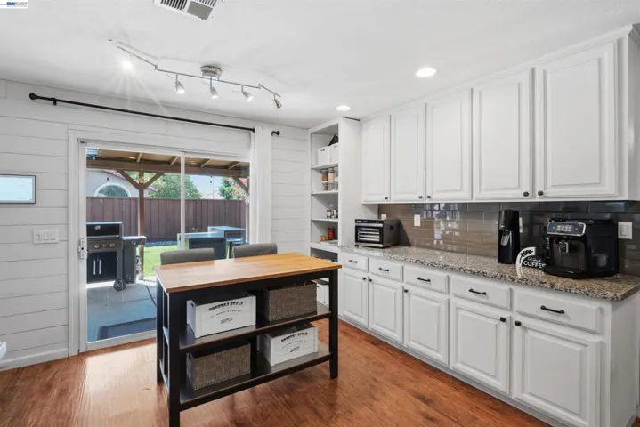 2179 Carol Ann Dr, Tracy, California 95377