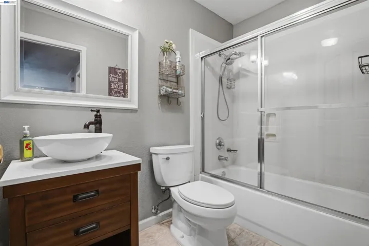 2179 Carol Ann Dr, Tracy, California 95377