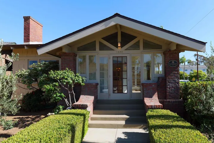 1329 Fort Stockton Dr, San Diego, California 92103