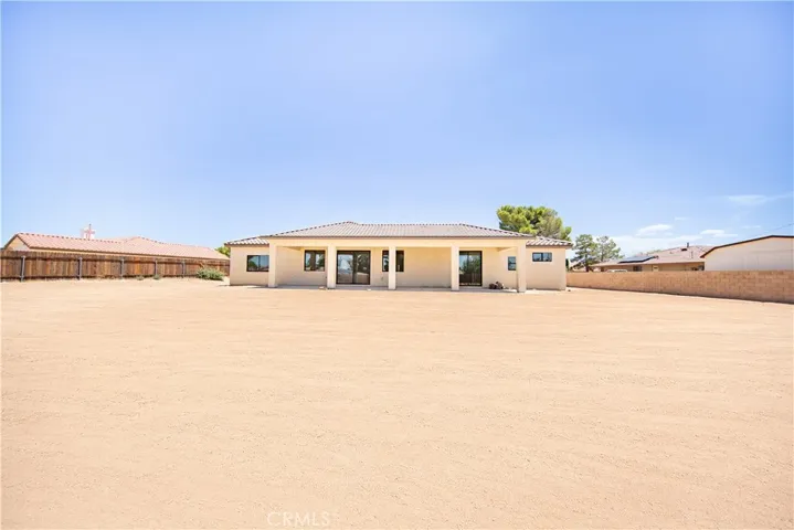 19976 Haida Road, Apple Valley, California 92307