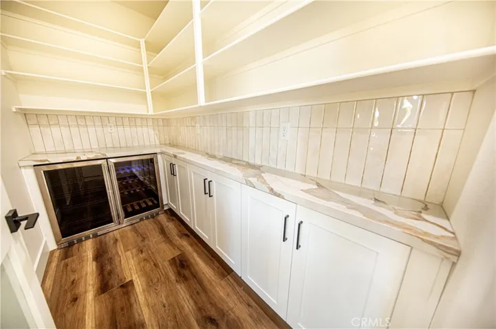 19976 Haida Road, Apple Valley, California 92307