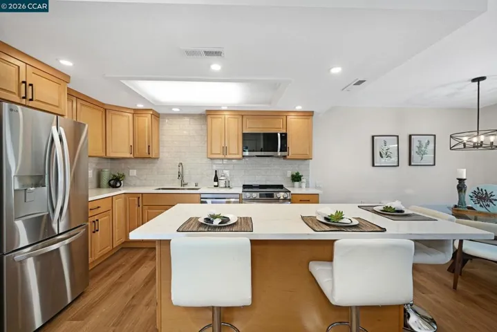 2000 Pine Knoll Dr 2, Walnut Creek, California 94595
