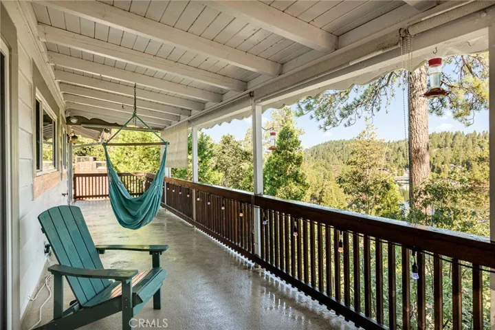 Long Covered Deck Perfect for Entertaining!