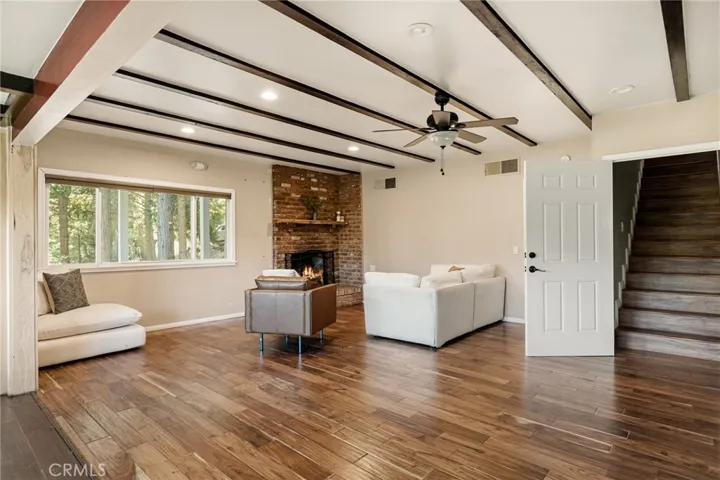 Huge Living Room with Hardwood Flooring!