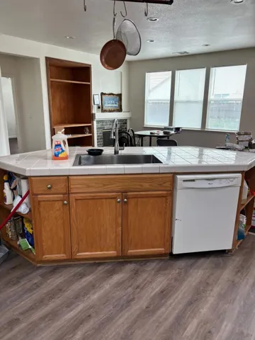 1243 Laurel Park Circle, Manteca, California 95337